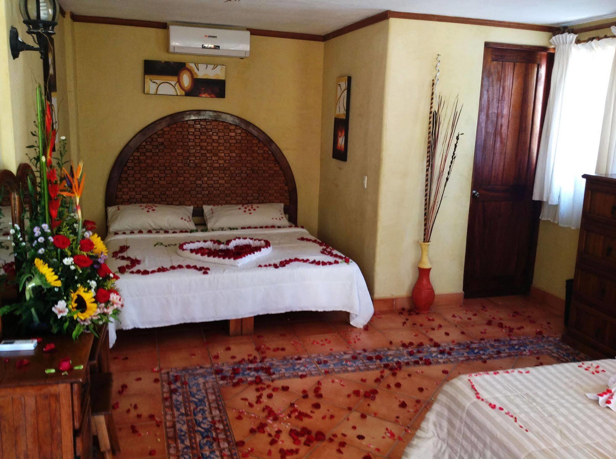 Tronco Bay Inn Resort Troncones Eksteriør bilde